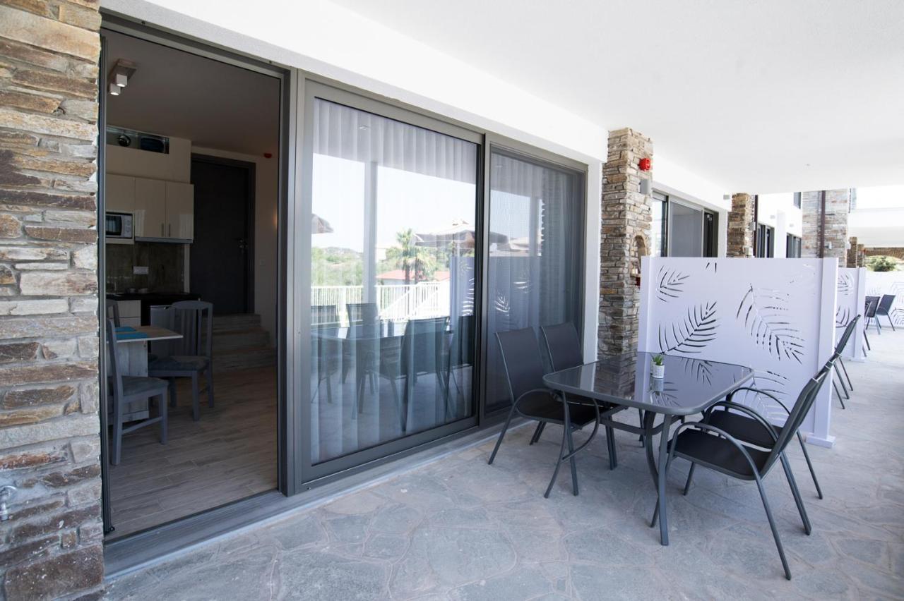 The Palms Novasithonia Apartman Vurvurú Kültér fotó