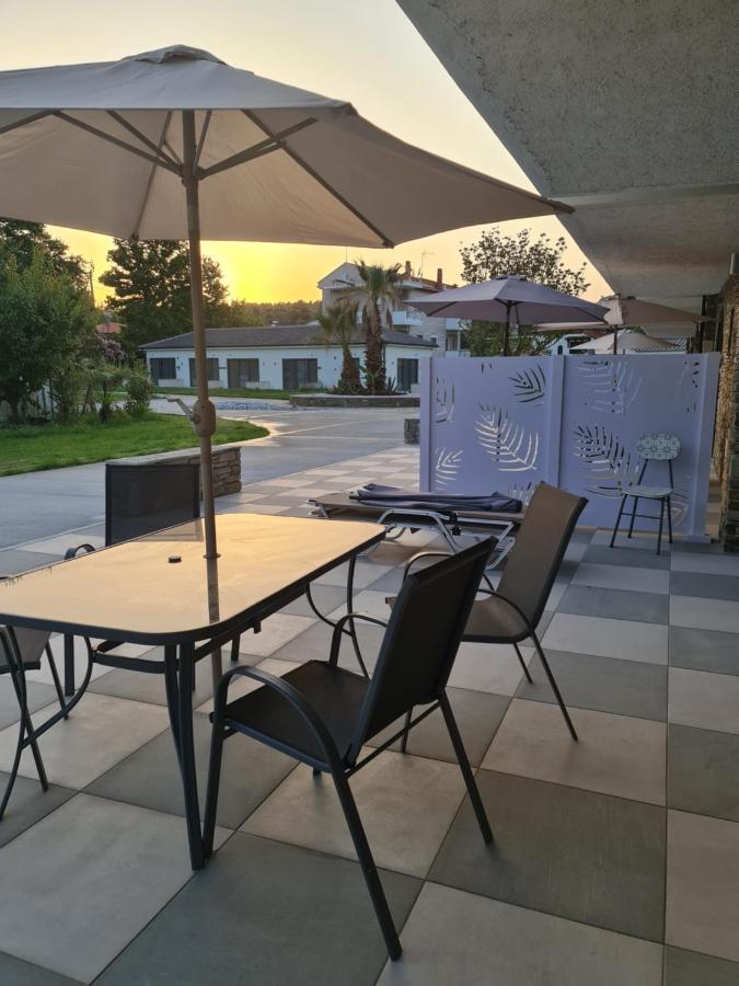 The Palms Novasithonia Apartman Vurvurú Kültér fotó